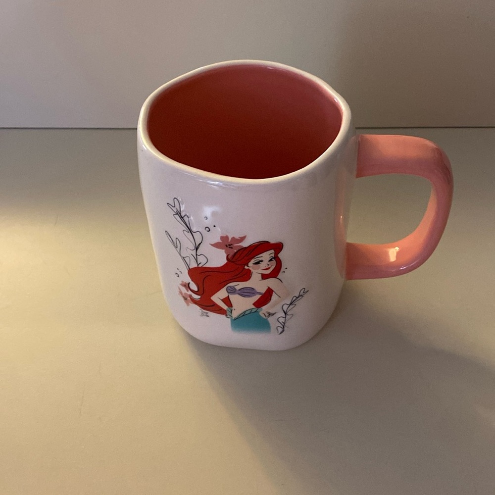 Rae Dunn mug